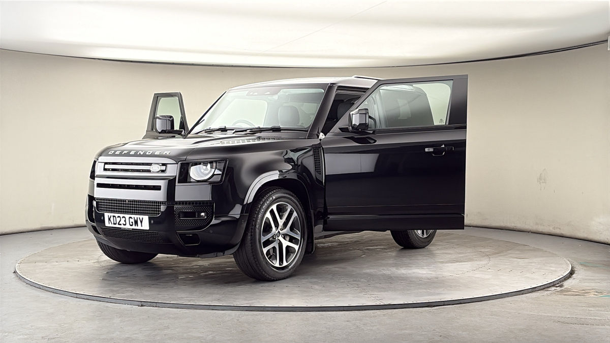 More views of Land Rover Defender 90