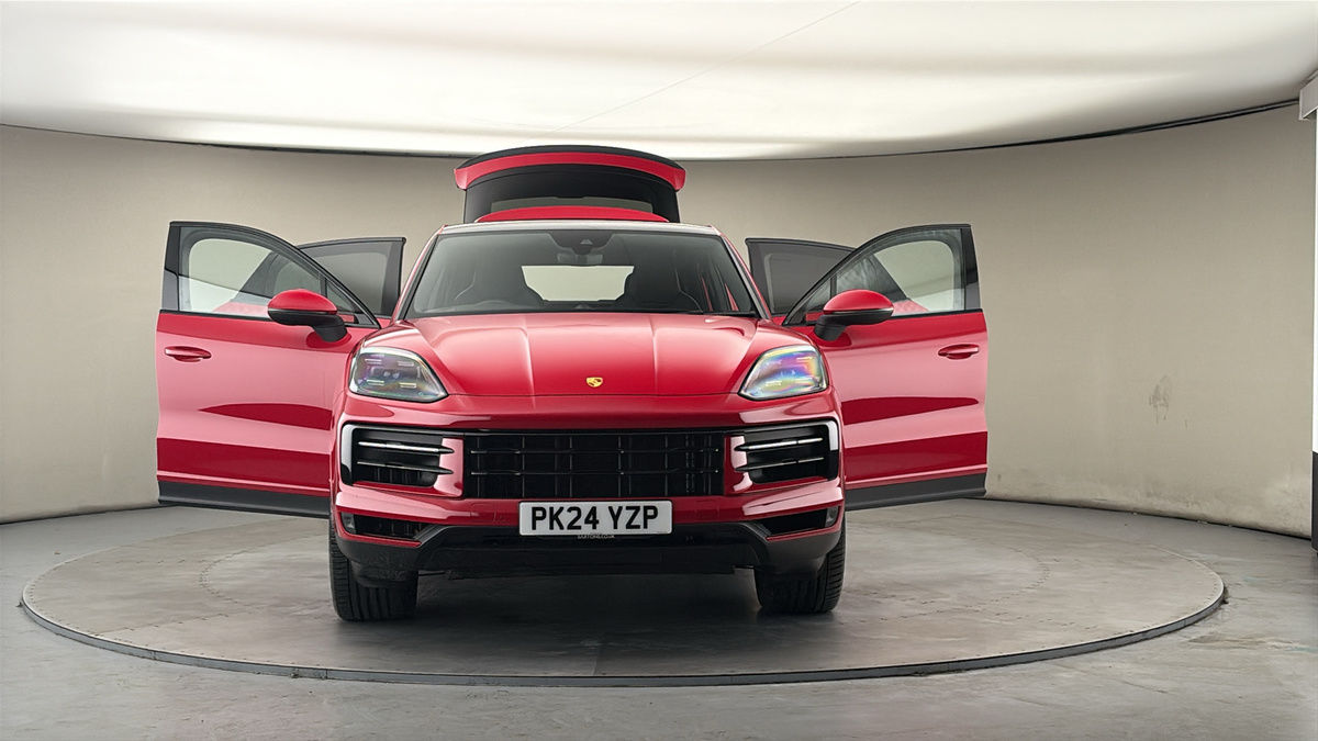 More views of Porsche Cayenne