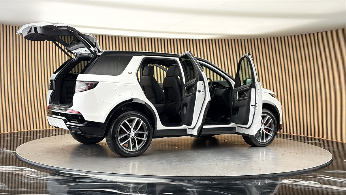 More views of Land Rover Discovery Sport