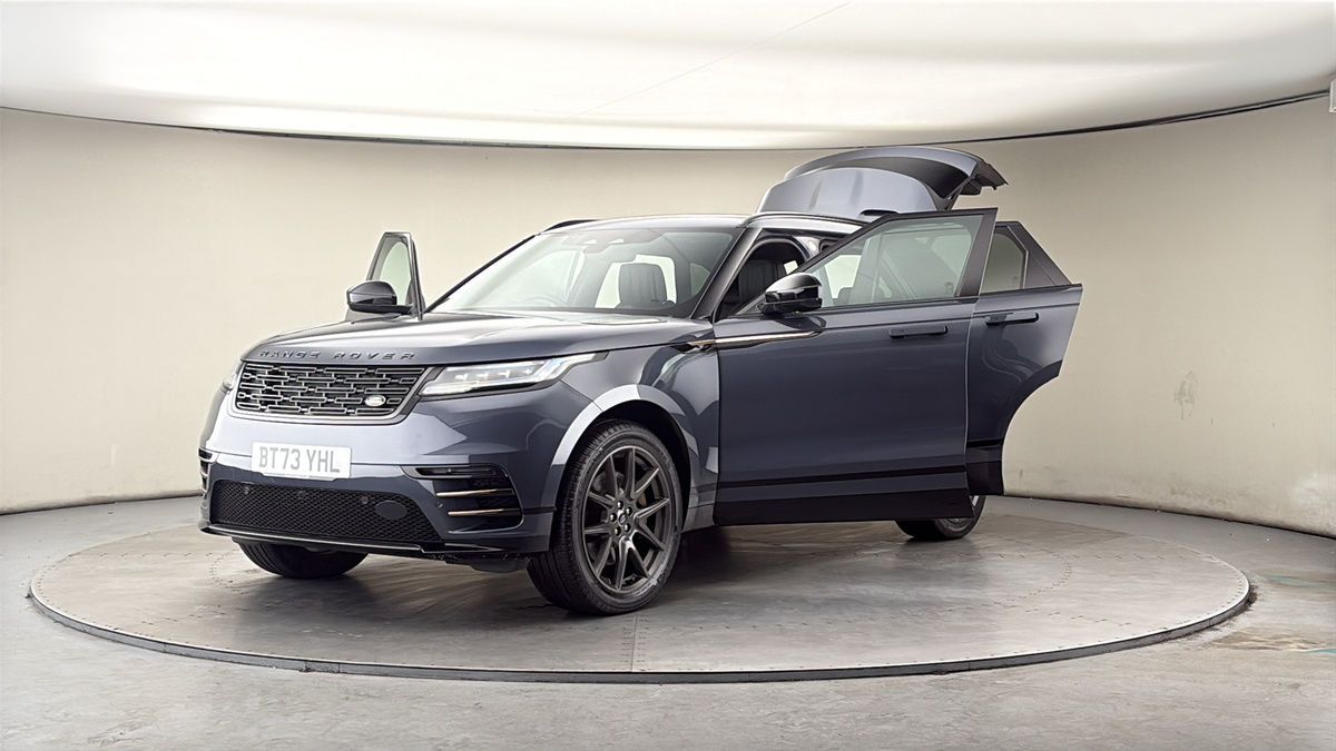More views of Land Rover Range Rover Velar