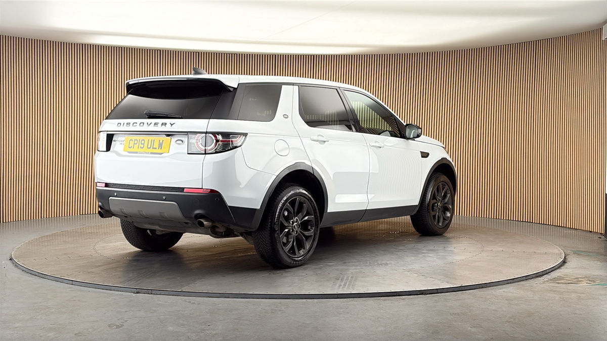 More views of Land Rover Discovery Sport