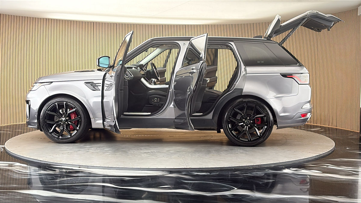 More views of Land Rover Range Rover Sport