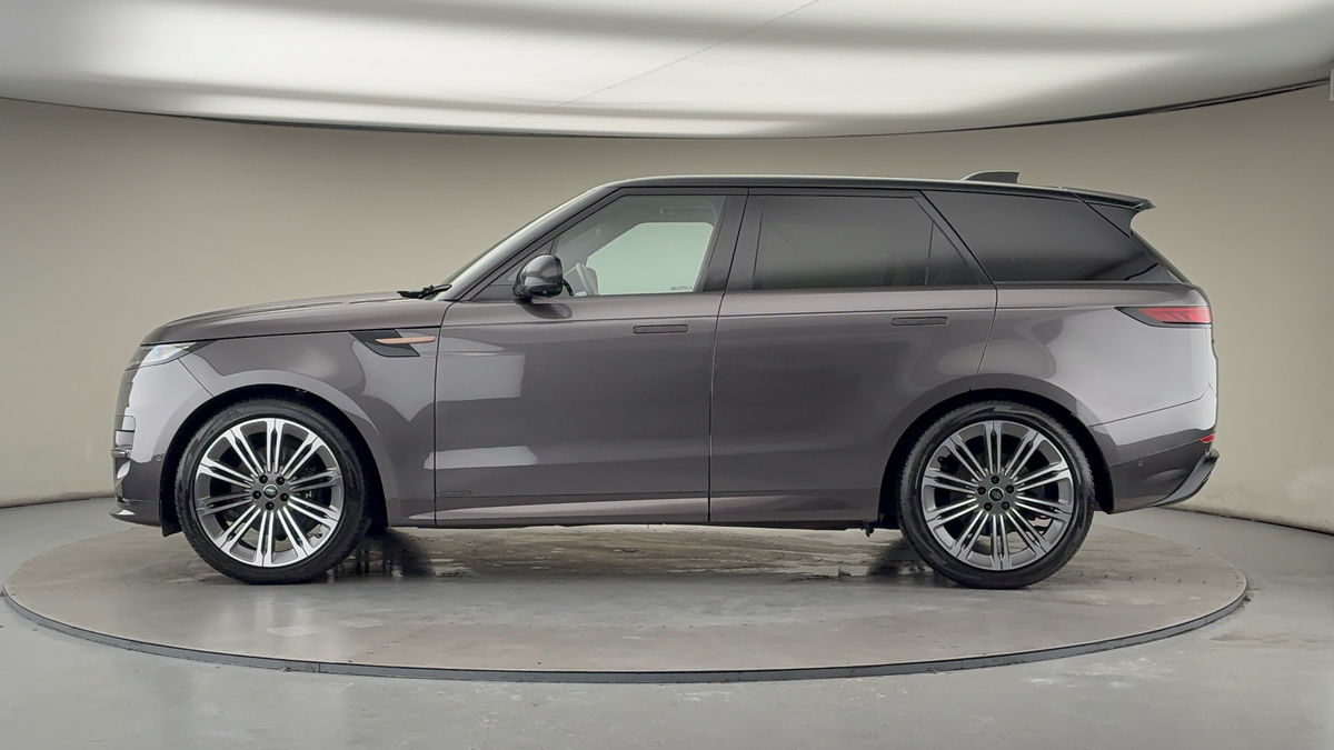 Land Rover Range Rover Sport Image 15
