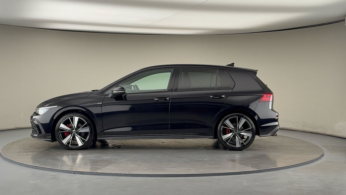 Volkswagen Golf Image 15