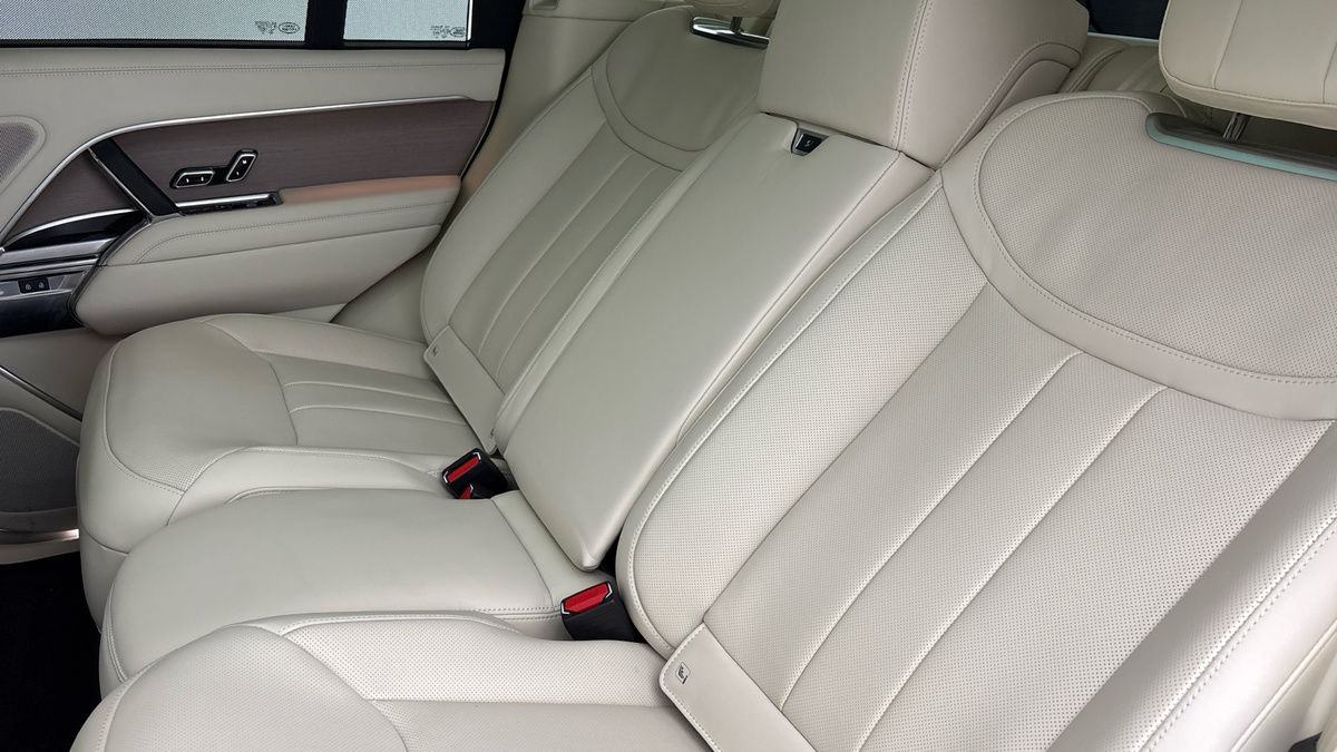 Land Rover Range Rover Image 8