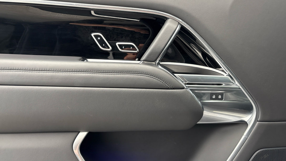 Land Rover Range Rover Image 19