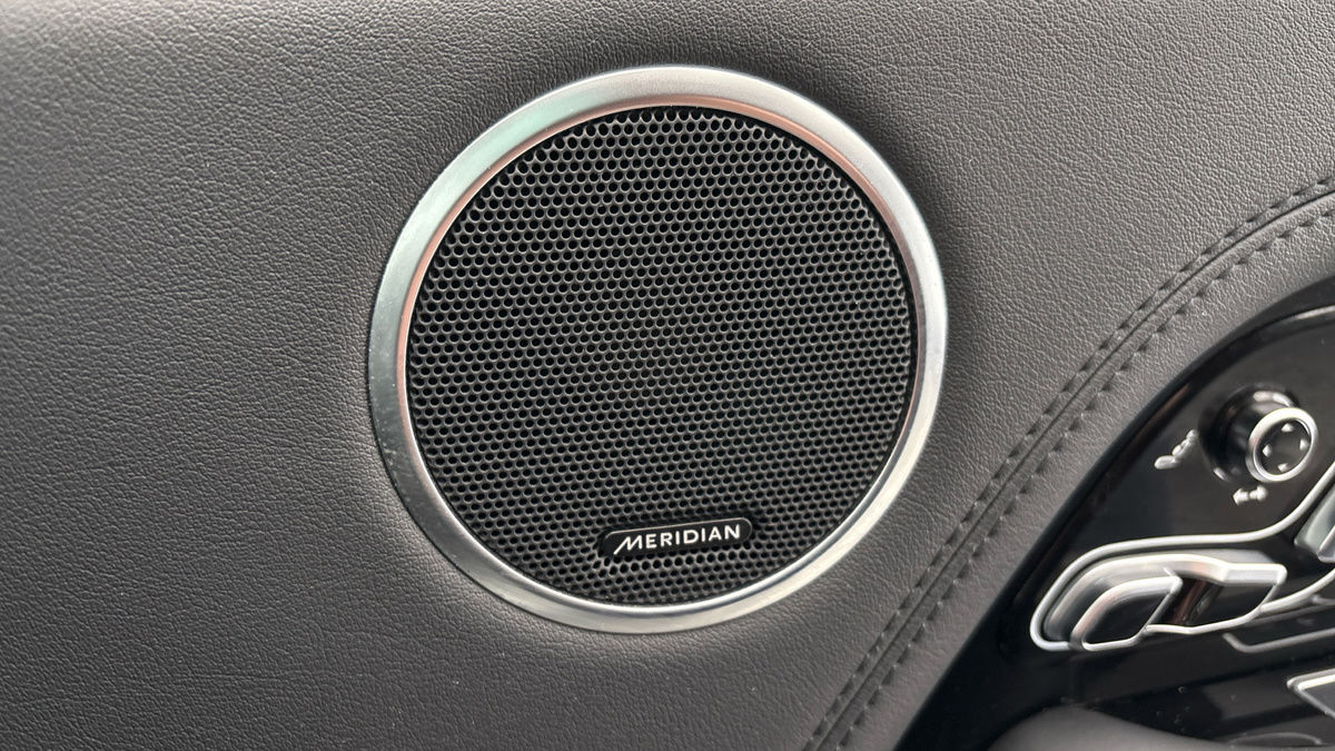 Land Rover Range Rover Image 25