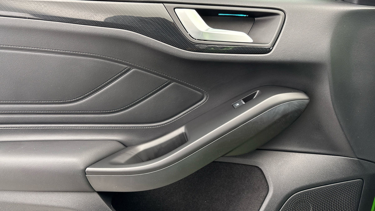 Ford Focus Image 19