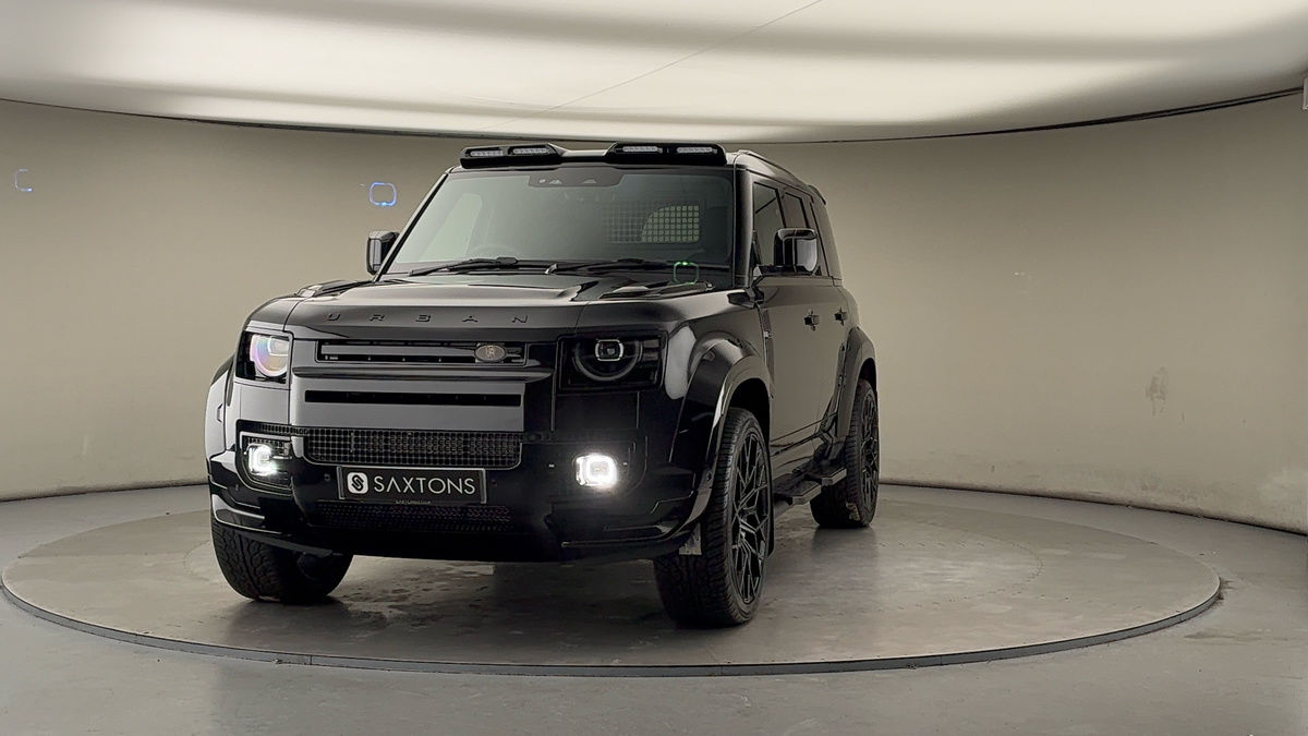 More views of Land Rover Defender 110