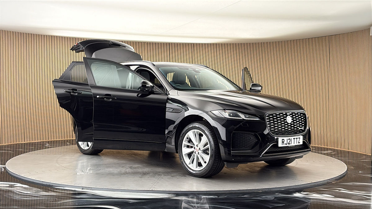 More views of Jaguar F-PACE