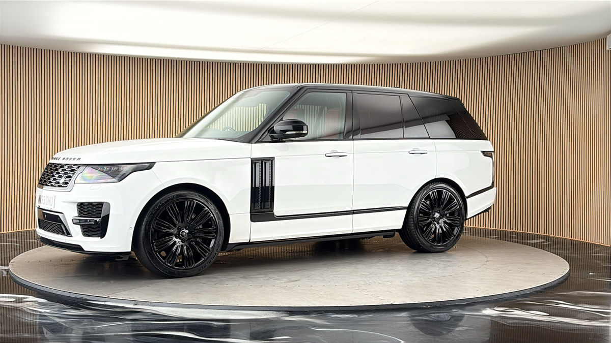 More views of Land Rover Range Rover