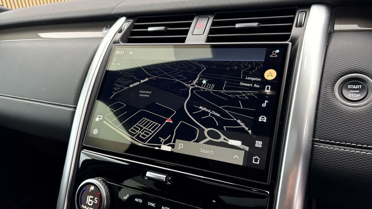 Land Rover Discovery Image 17