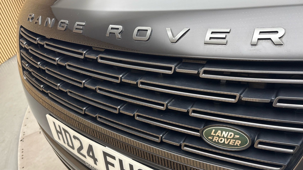 Land Rover Range Rover Image 24