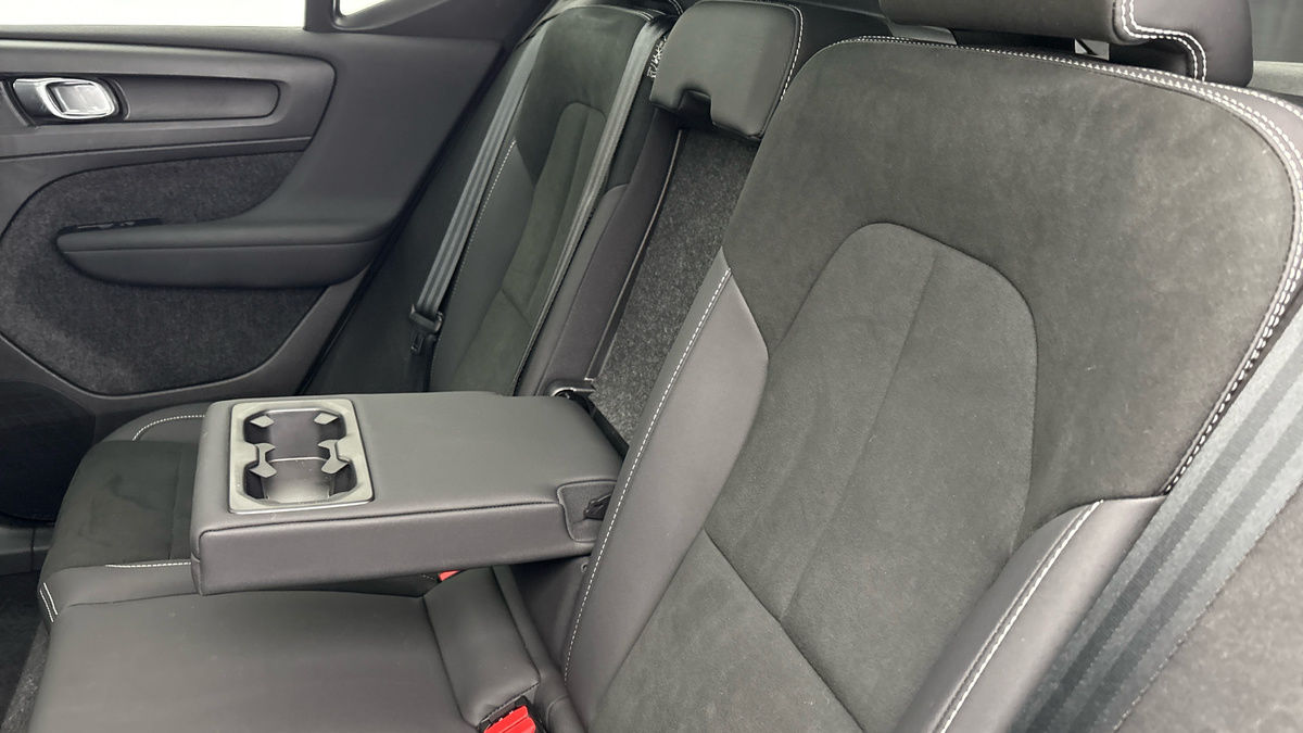 Volvo XC40 Image 9
