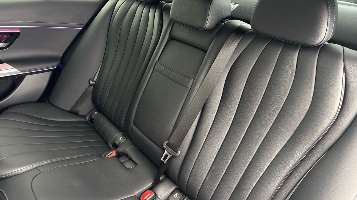 Mercedes-Benz E Class Image 8