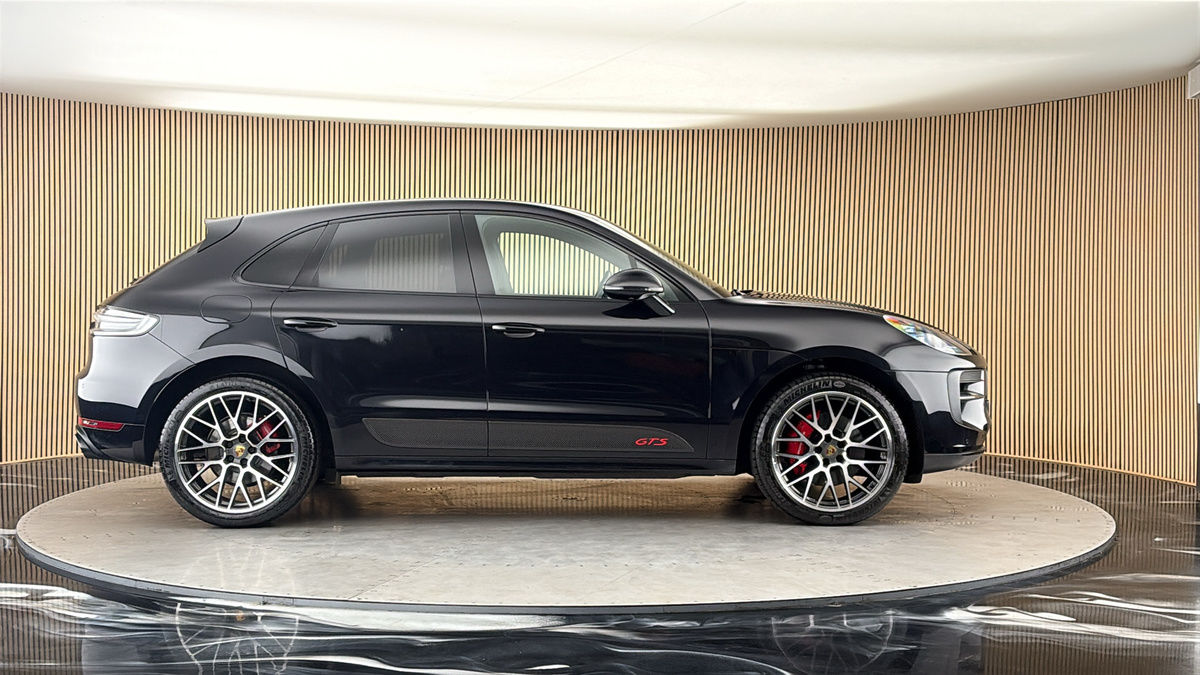 Porsche Macan Image 16