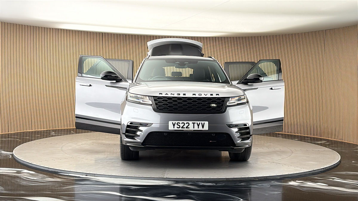 More views of Land Rover Range Rover Velar