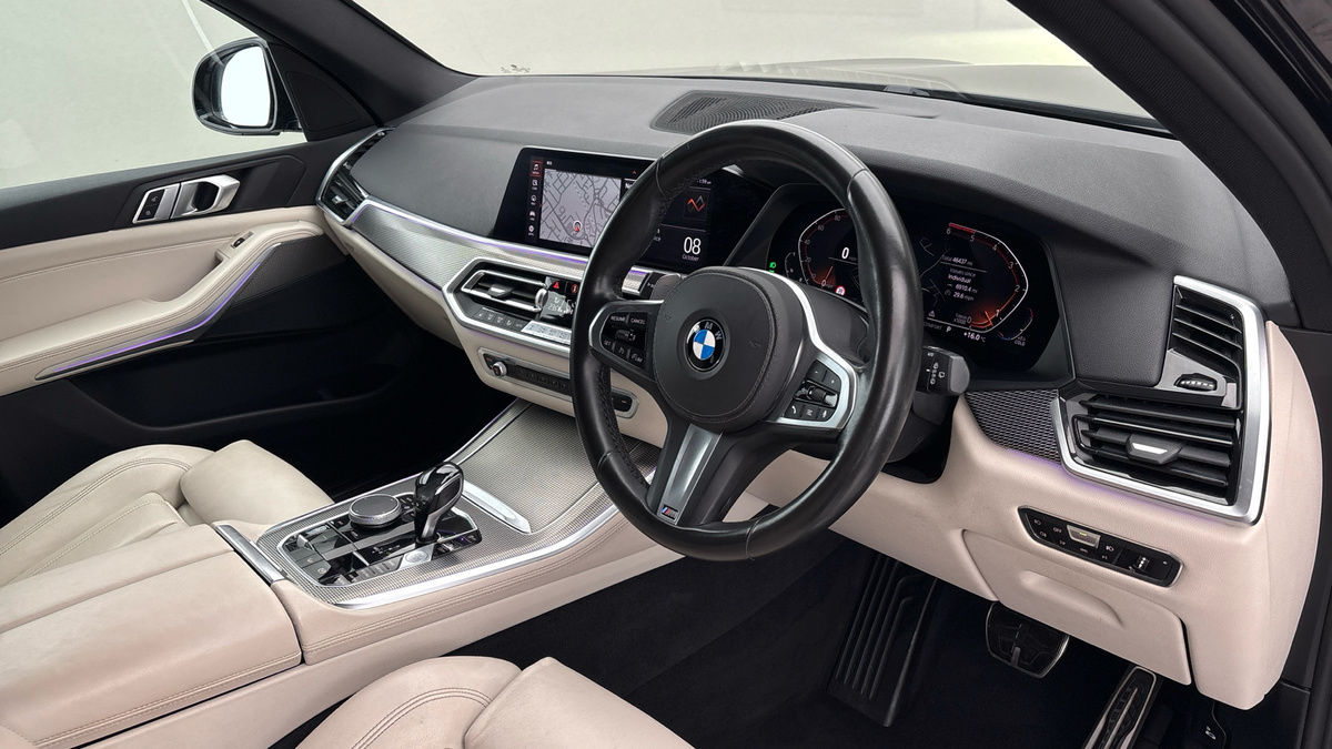 BMW X5 Image 10