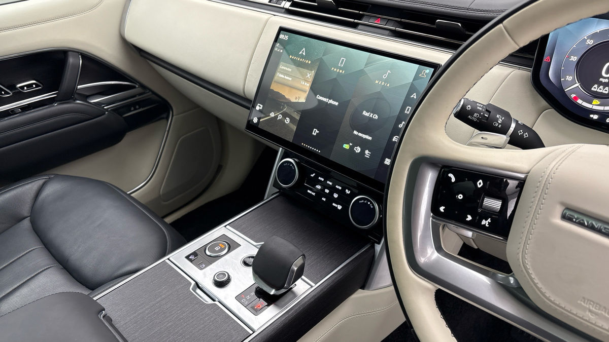 Land Rover Range Rover Image 18