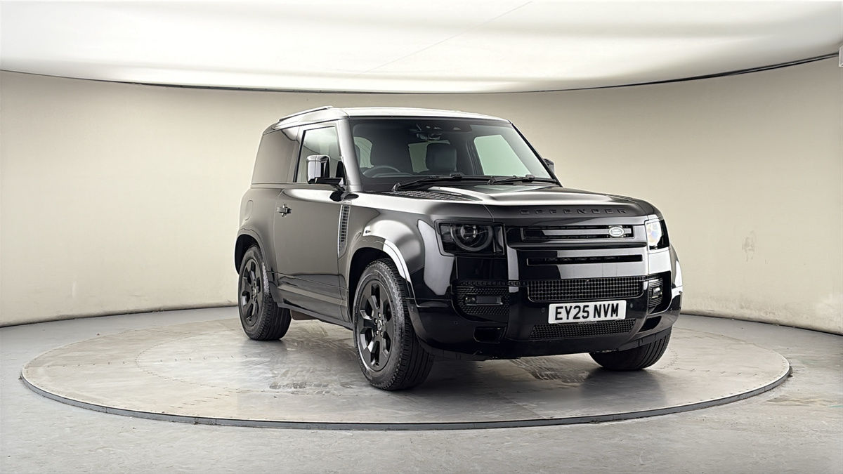 More views of Land Rover Defender 90