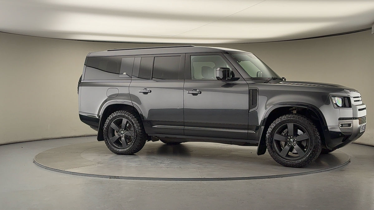 More views of Land Rover Defender 130