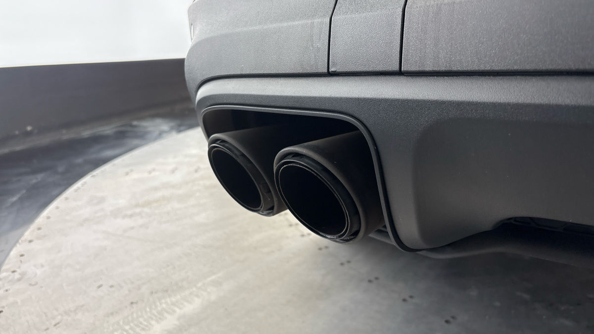 Porsche Cayenne Image 33