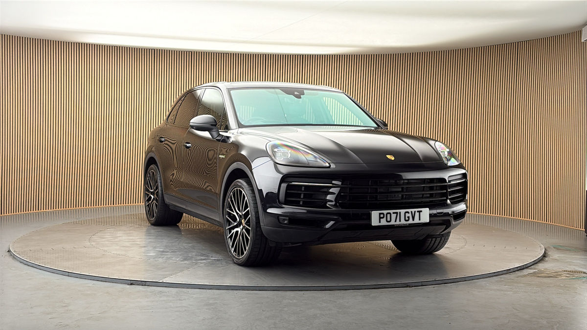 More views of Porsche Cayenne