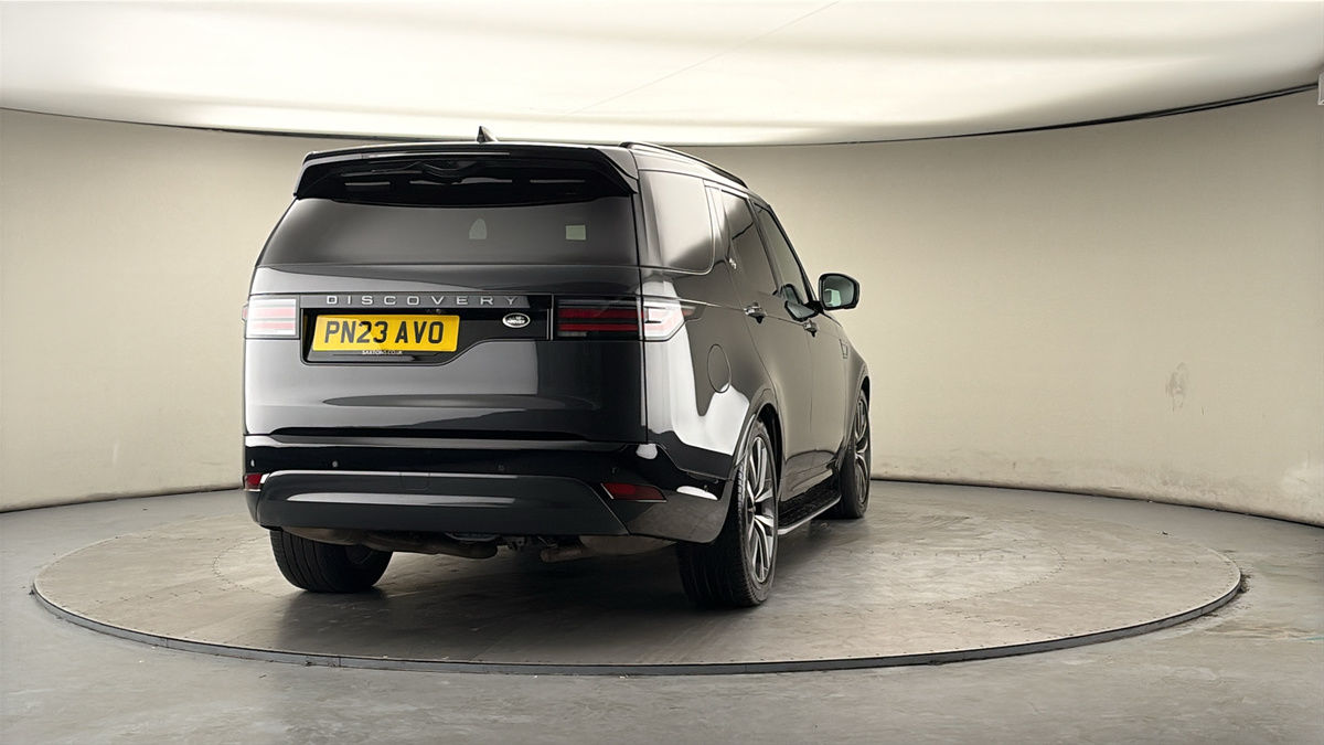 More views of Land Rover Discovery