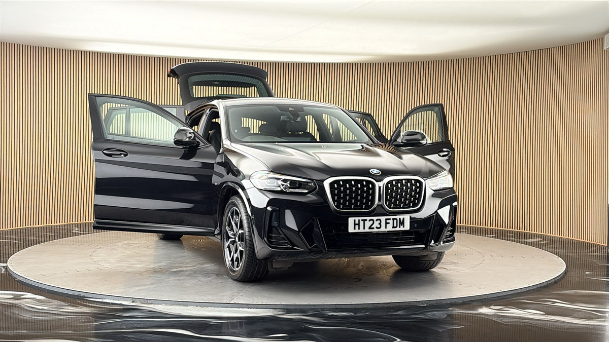 More views of BMW X4