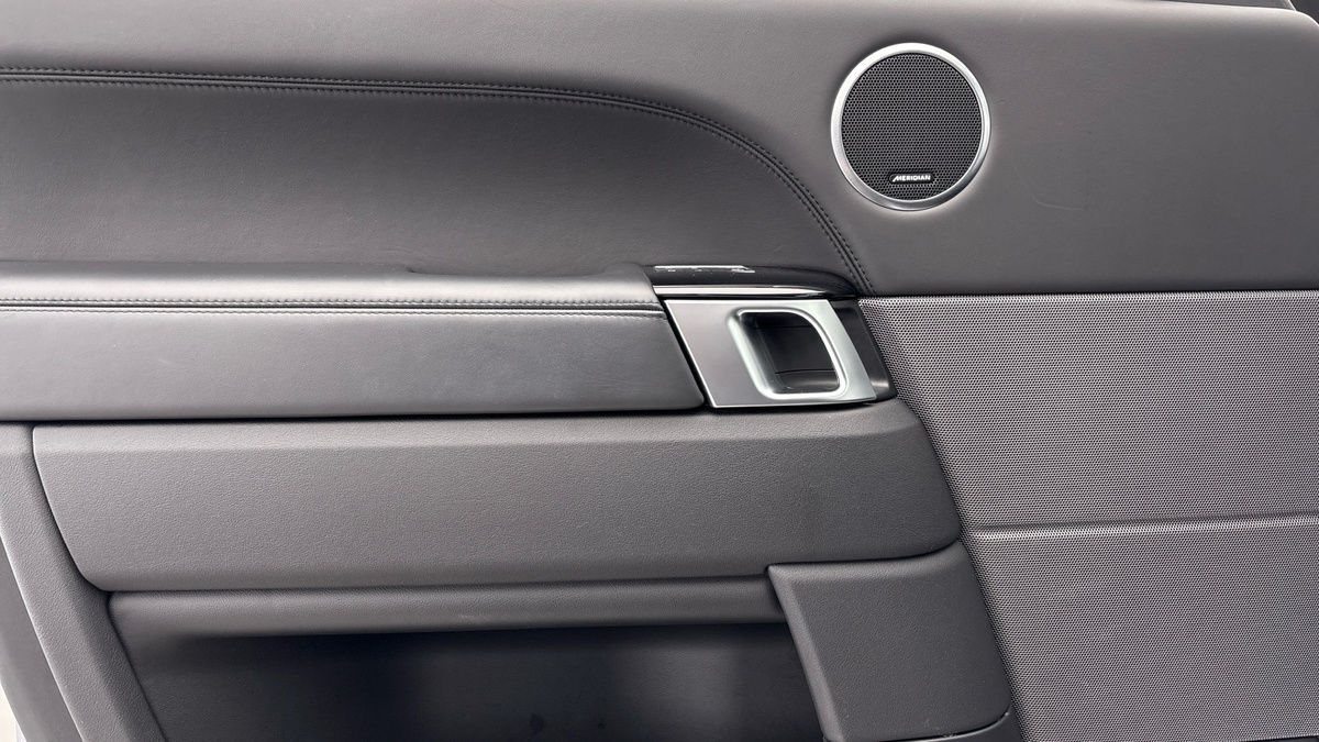 Land Rover Range Rover Sport Image 19