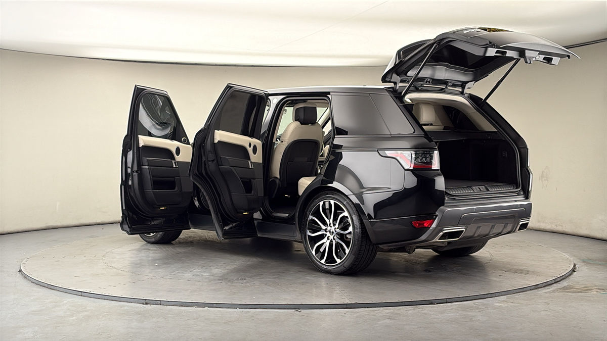 More views of Land Rover Range Rover Sport