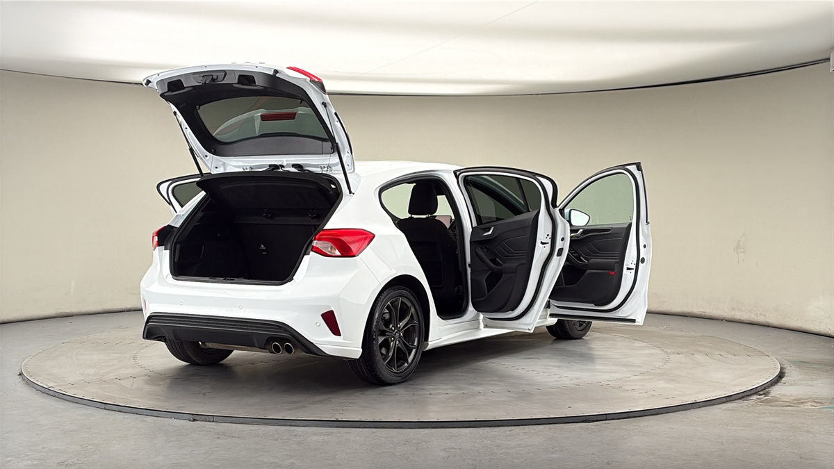 More views of Ford Focus