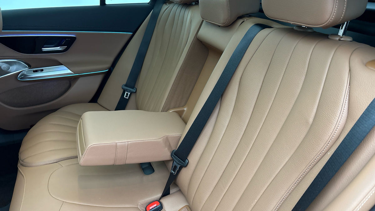 Mercedes-Benz E Class Image 9