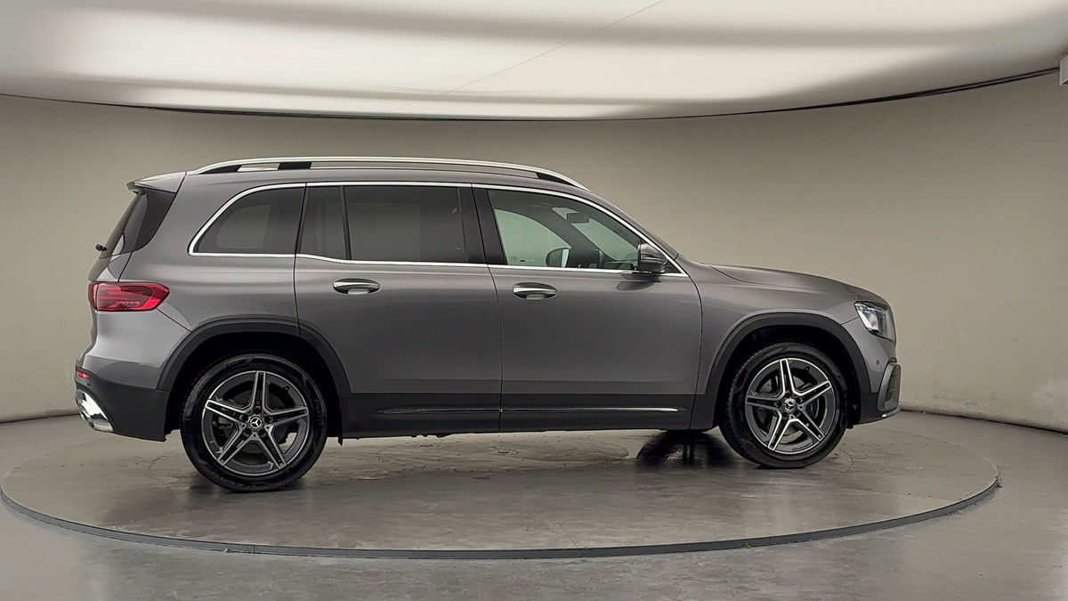 More views of Mercedes-Benz GLB