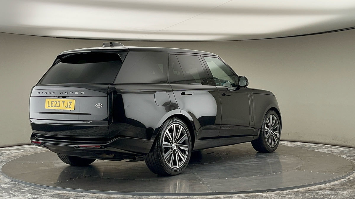 More views of Land Rover Range Rover
