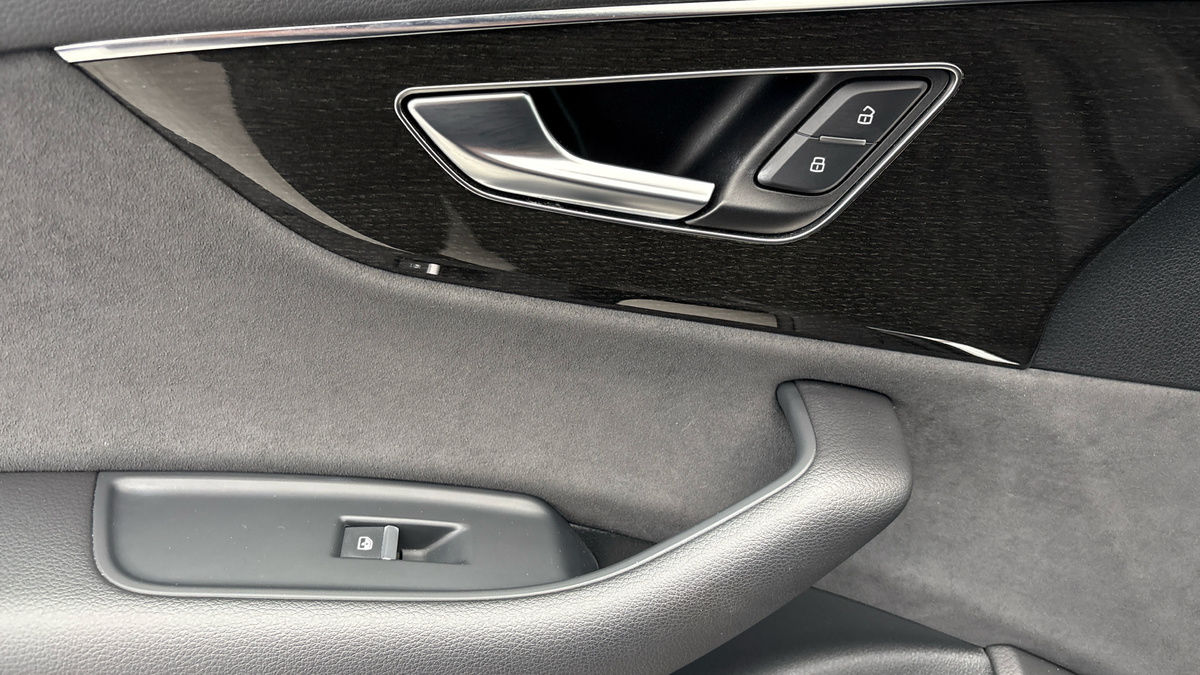 Audi Q8 Image 19