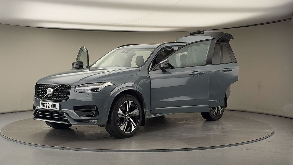 More views of Volvo XC90