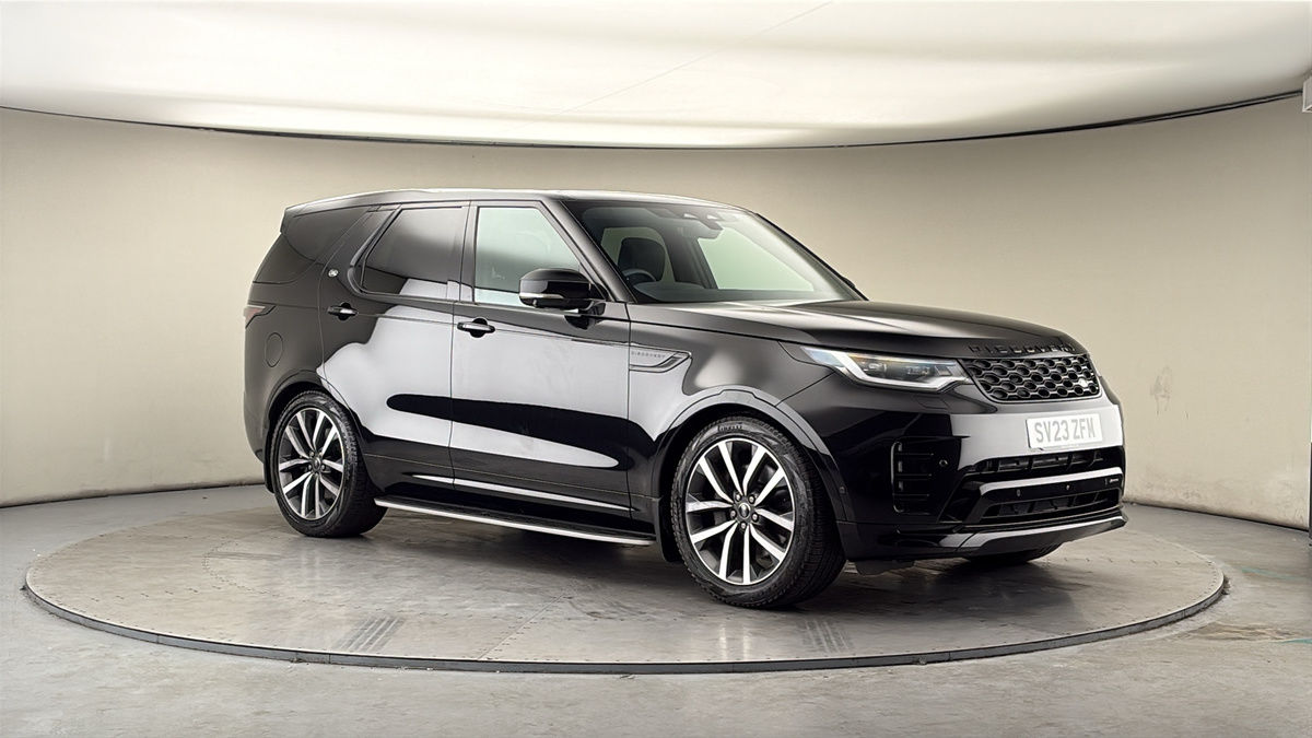 More views of Land Rover Discovery