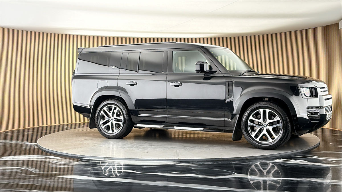 More views of Land Rover Defender 130