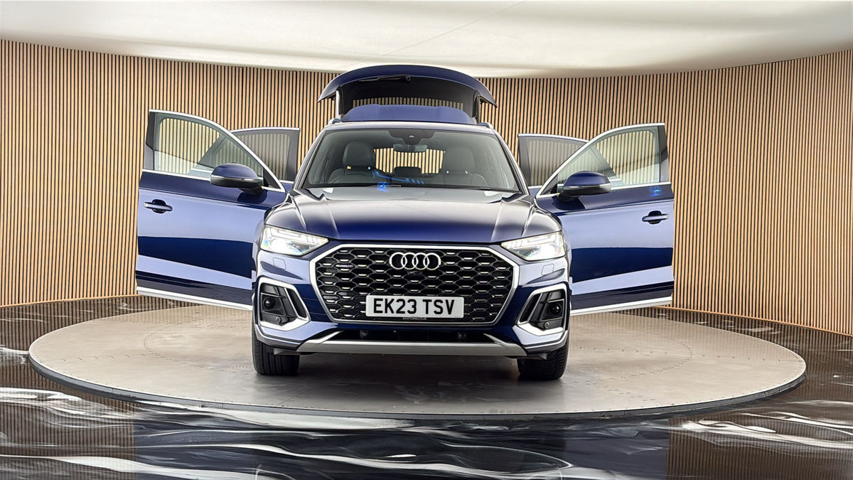 More views of Audi Q5
