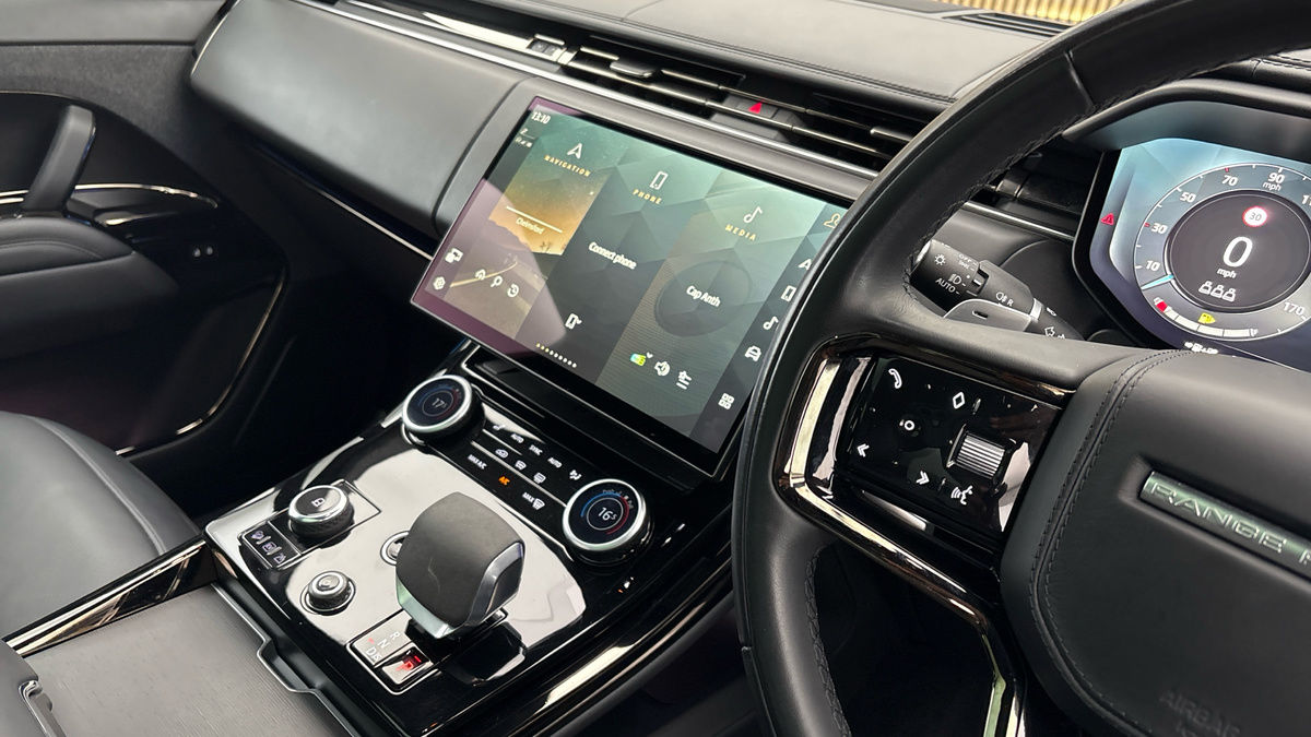 Land Rover Range Rover Sport Image 18