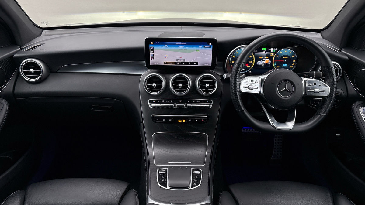 Mercedes-Benz GLC Image 12