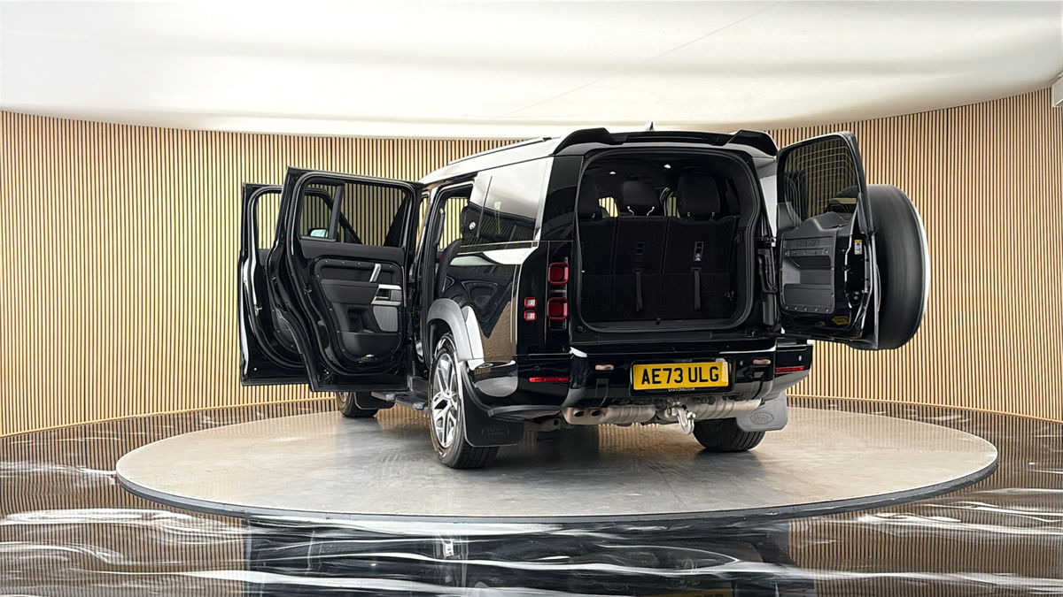 More views of Land Rover Defender 130