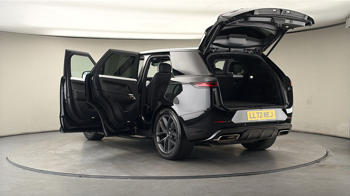 Land Rover Range Rover Sport Image 23