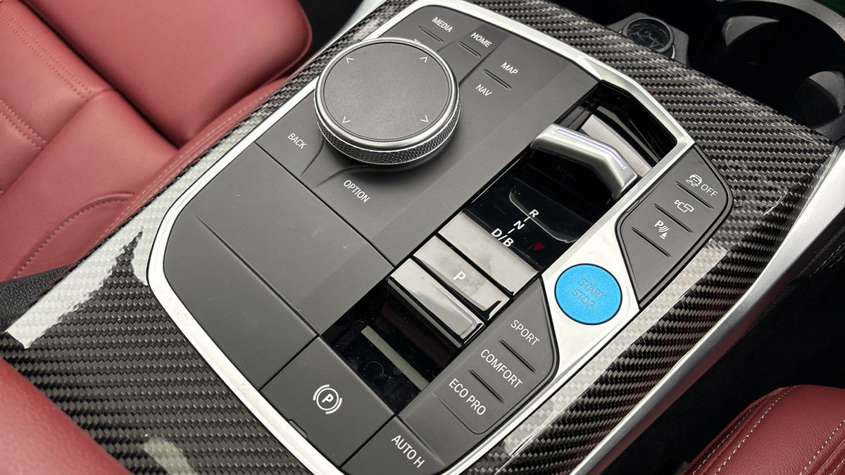 BMW i4 Image 32