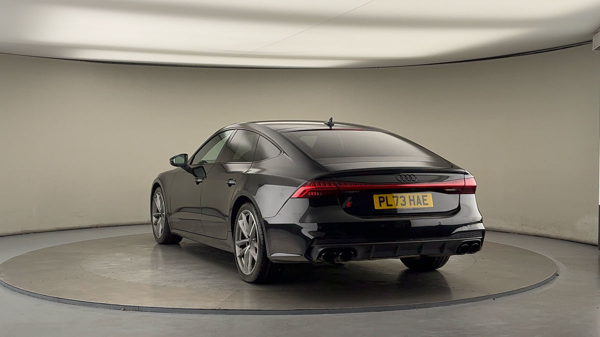 More views of Audi S7