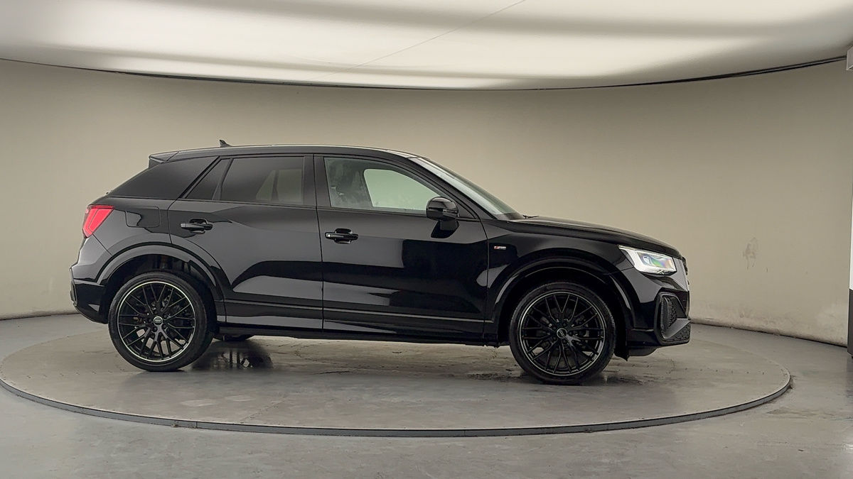 More views of Audi Q2