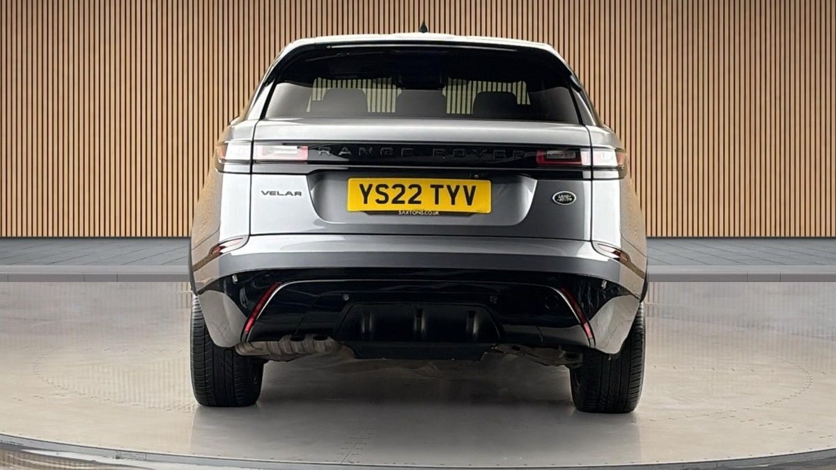 Land Rover Range Rover Velar Image 4