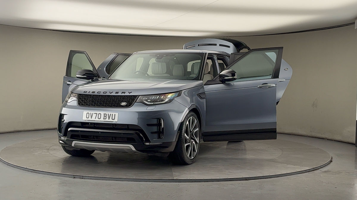 More views of Land Rover Discovery