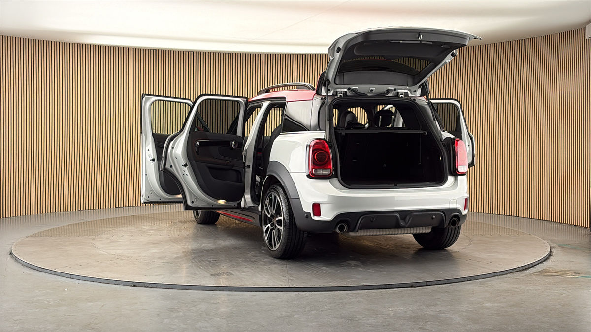 More views of MINI Countryman